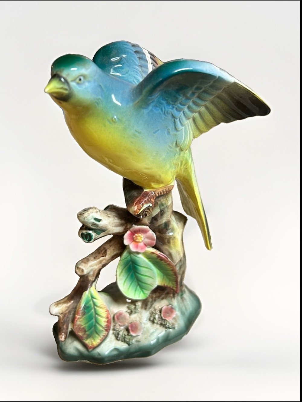 Vintage Ucagco Bird figurine Ceramic Hand Painted 1950’s
